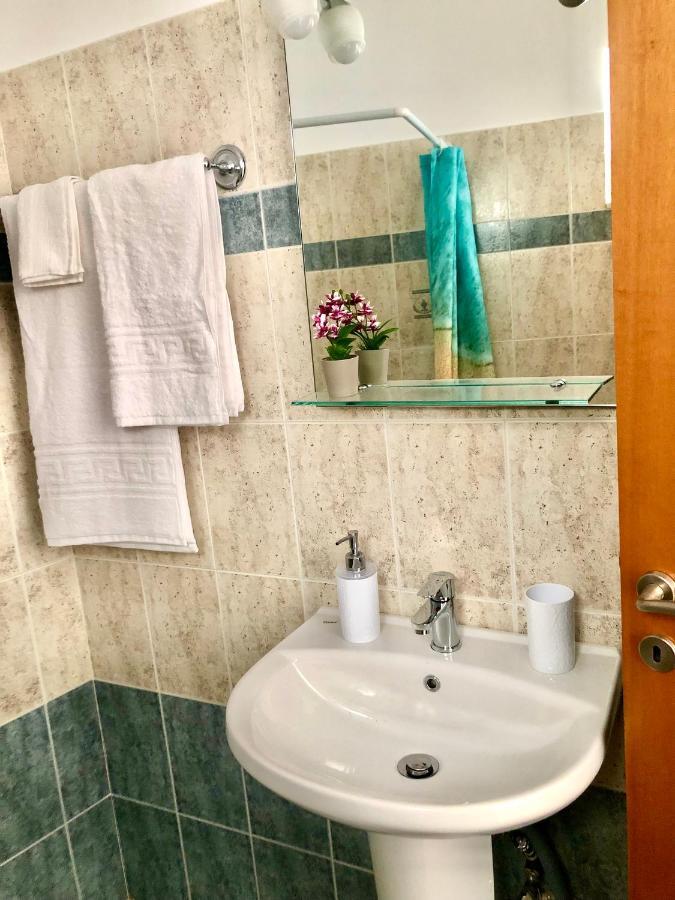 Armonia Apartments 아크앤젤로스 외부 사진